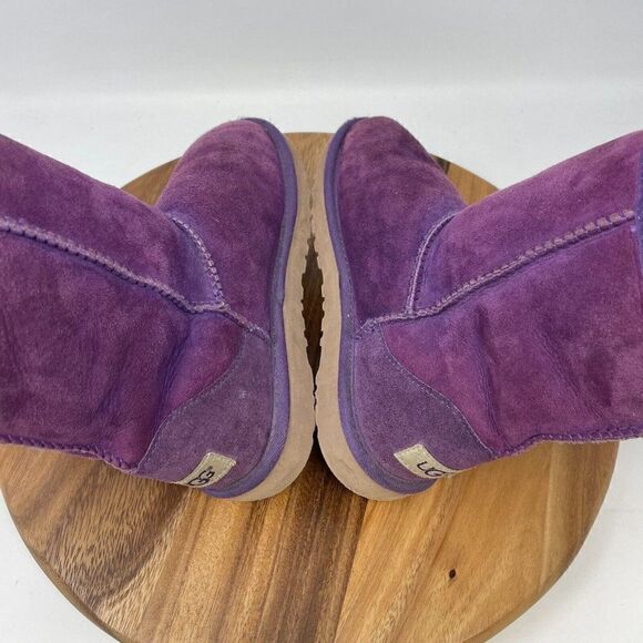 UGG Shoe Womens Size 5 Classic Short Boot Purple Pull On Fleece Lined Casual - Picture 5 of 7